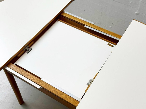 Image 1 of Skandinavischer Tisch mit weisser Laminatplatte, 1970er Jahre