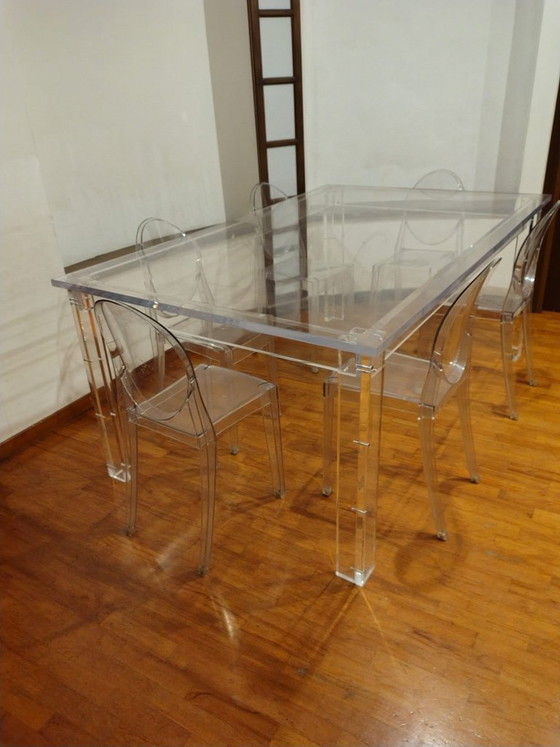 Tavolo di design in plexiglass, Pezzo unico artigianale, Tavoli da pranzo, Trasparente, Modern (foto 6 di 7)