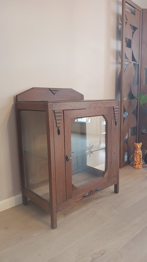 Vetrina da tè Art Déco della scuola di Amsterdam