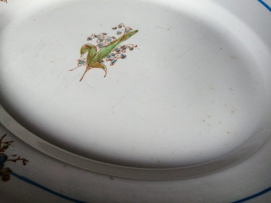 Image 1 of Plato para servir de la viuda Besio y sus hijos, finales del siglo XIX.