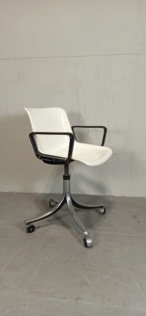 Osvaldo Borsani for Tecto Modus desk chair 