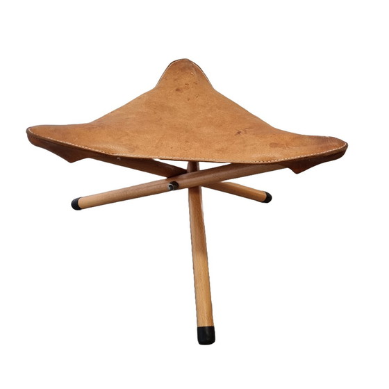 Image 1 of Vintage leren driepoot krukje