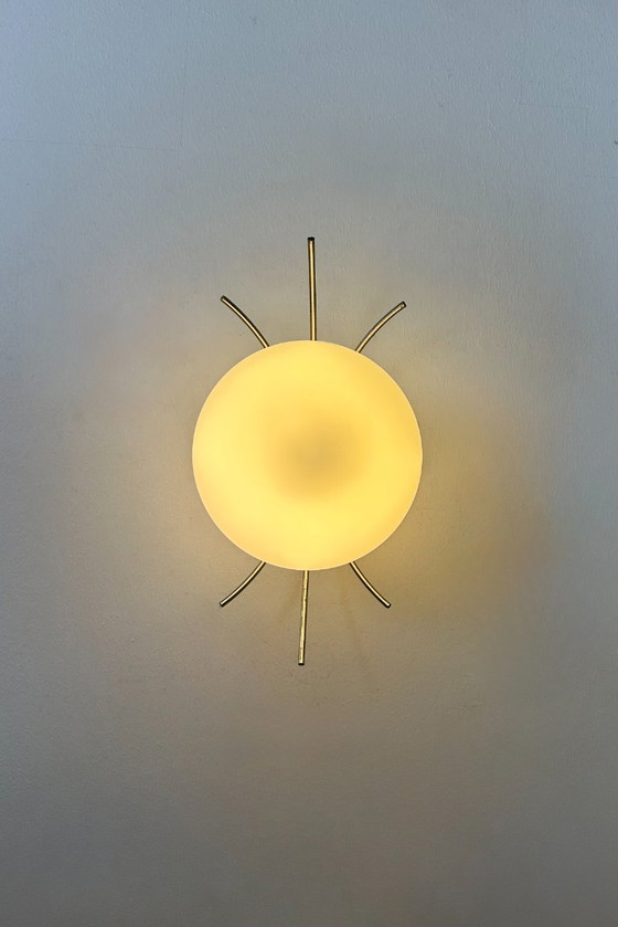 Image 1 of Coppia di applique vintage, cromate e opaline, Francia, 1970