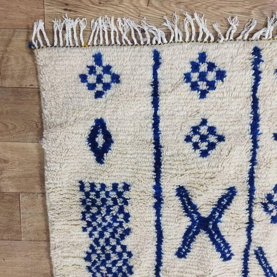 Berber Moroccan wool rug 270cm x 140cm – Rugs & carpets (photo 5 of 8)