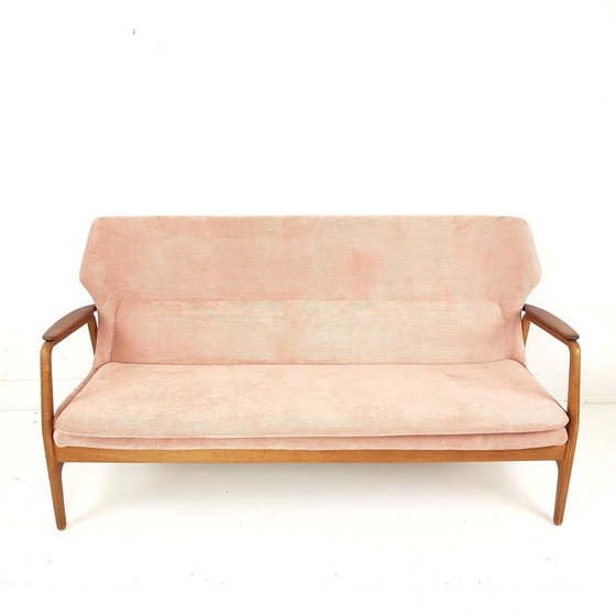 Image 1 of Vintage Bovenkamp Aksel Bender Madsen bankje | bank roze nieuw gestoffeerd