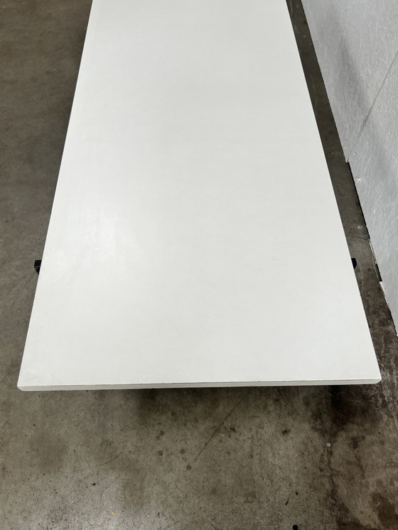 Image 1 of Table basse vintage, plateau en bois blanc sur structure en acier noir. 1970's