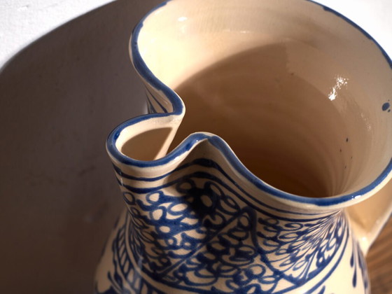 Ancienne cruche en faïence bleue et blanche – Europe Centrale, circa 1930 – Vaisselle (photo 11 of 40)