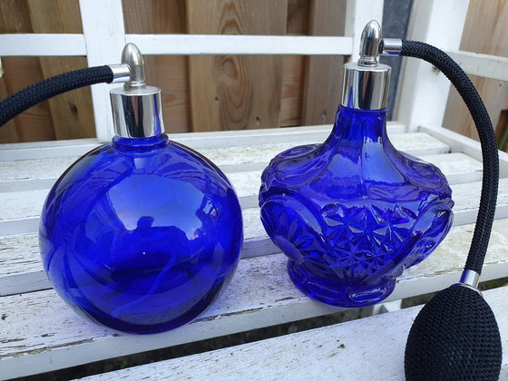 Image 1 of Twee Vintage Parfumverstuivers Flessen