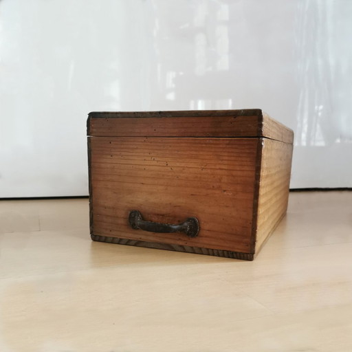 MODERNISTISCHE TABAKTROCKNERDOSE - JAHR 1897