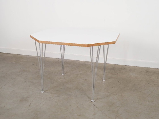 Image 1 of Tavolo bianco, design danese, anni '80, prodotto in Danimarca