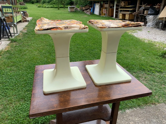 Set di Sgabelli Lilla in Plastica Ungherese Space Age (photo 2 of 5)