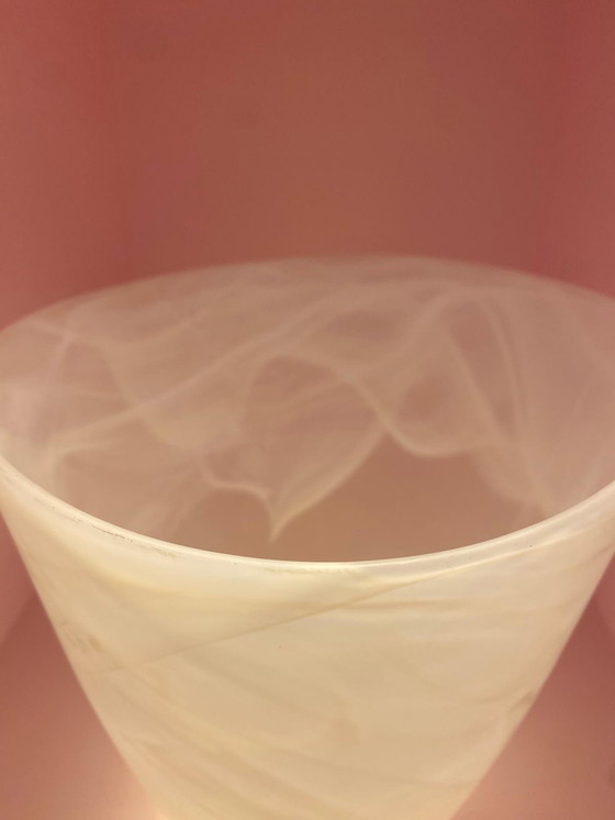 Image 1 of Vintage handgeblazen vaas met Swirl effect 