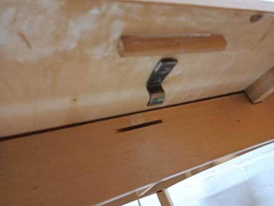 Image 1 of Extendable table