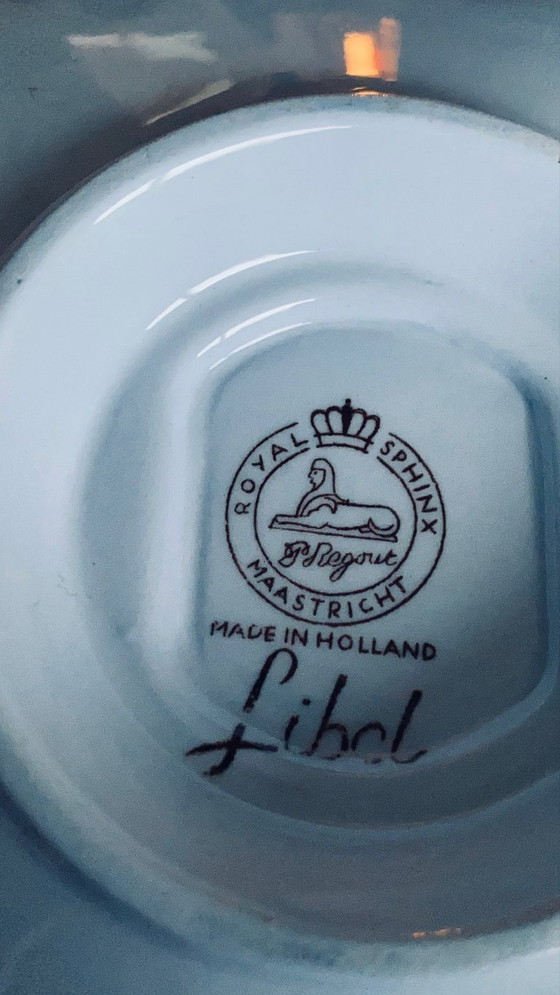 Image 1 of Salsiera Royal Sphinx con coperchio – decorazione “Libellula” – Maastricht – anni '60