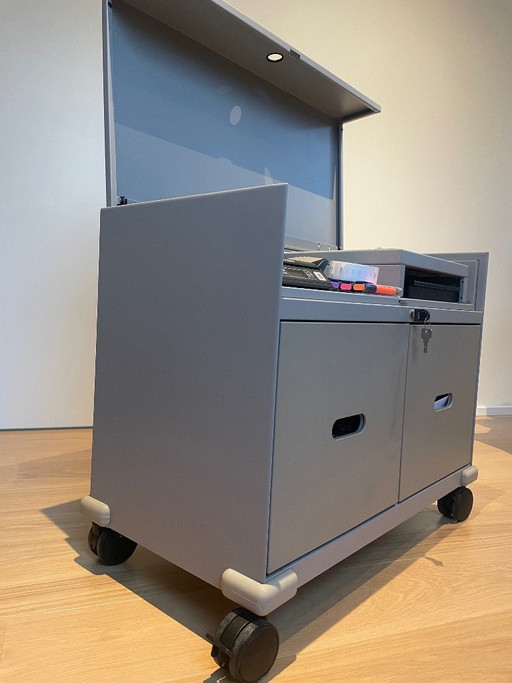 Carrello da roulotte Vitra