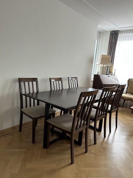Oak Dining Table, + 6 chairs , 1980.