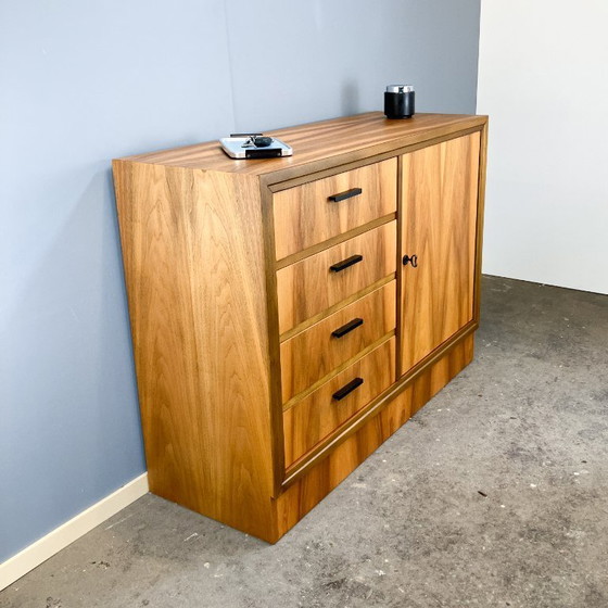 Image 1 of Cassettiera d'epoca, cassettiera, noce, anni '60, Midcentury