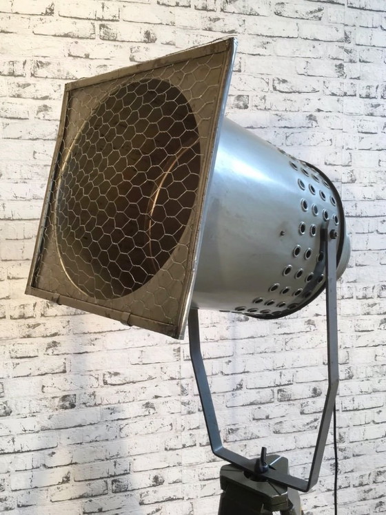 Image 1 of Grande faretto grigio vintage su treppiede in legno, anni '60