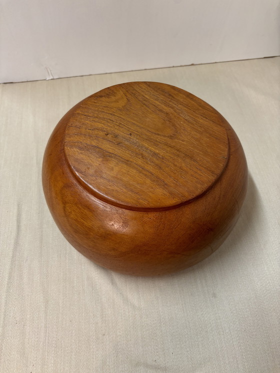 Image 1 of Bol vintage en bois de teck au design danois