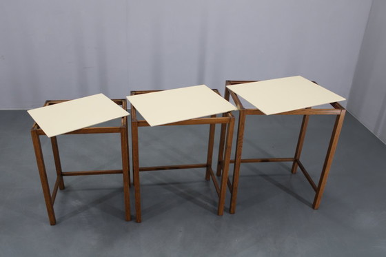 Image 1 of 1940er Art Deco Nisttische mit Opaxglasplatte, Tschechoslowakei