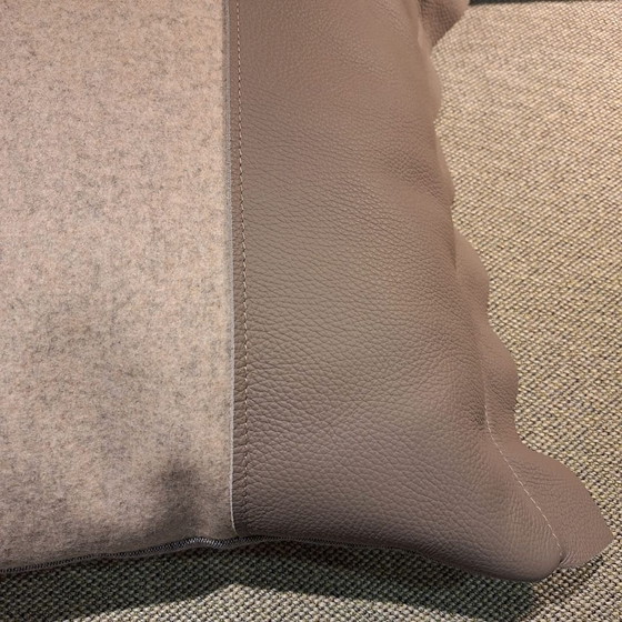 Image 1 of beso giwo