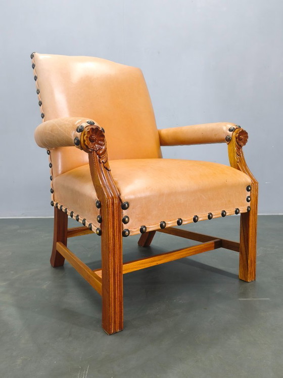 Image 1 of Antieke Deense leren fauteuil, gesneden houten clubfauteuil, begin 1900