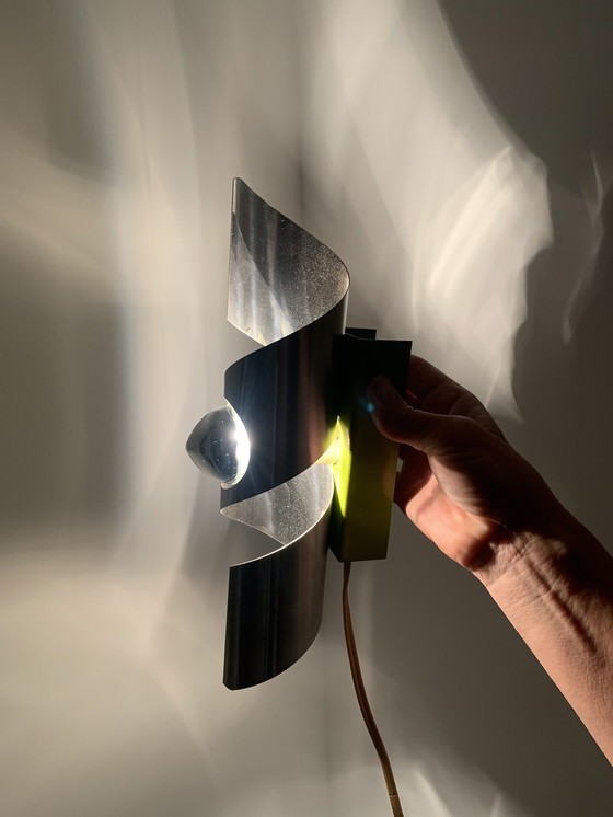 Image 1 of Touch wokkel wandlamp