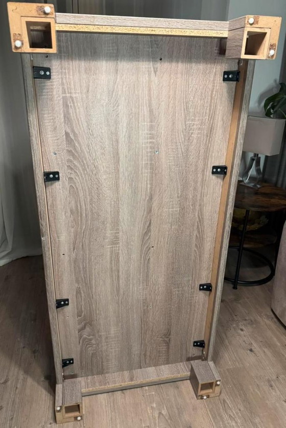 Image 1 of Table basse avec tiroir – aspect chêne