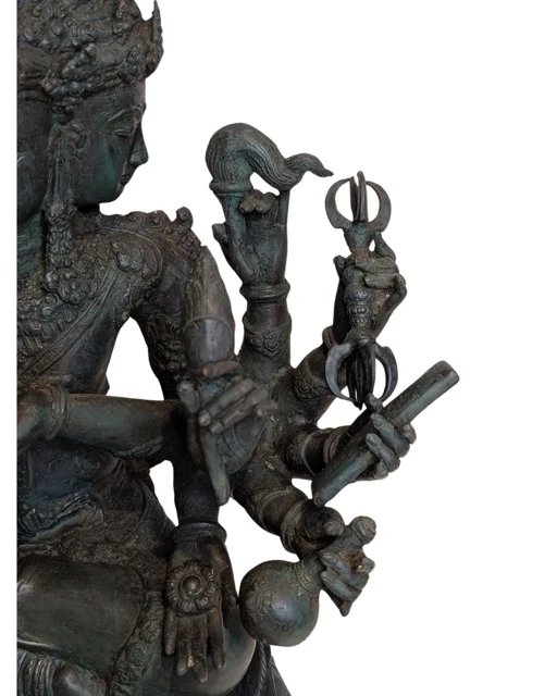Estatua de Brahma indonesia de bronce con cuatro cabezas y catorce brazos Lote 079 – Esculturas, Bronze (photo 12 of 13)