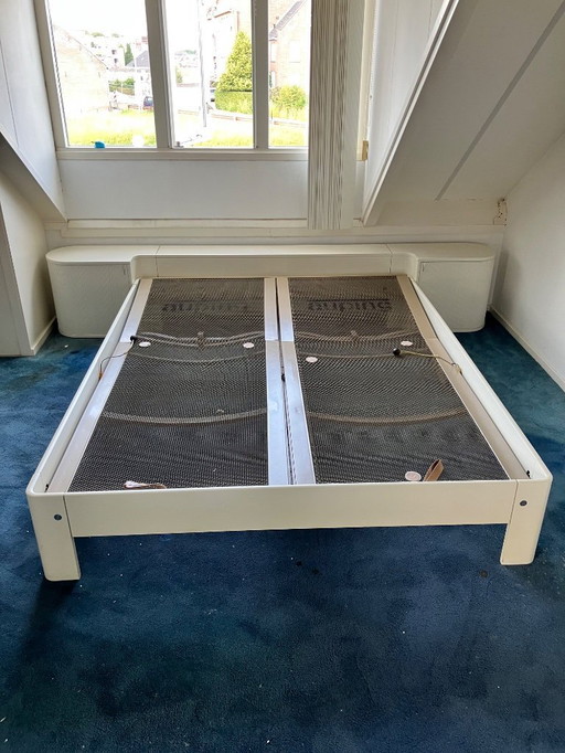 Auping Auronde With Back Panel
