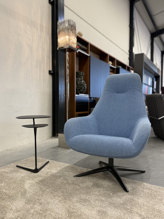 Image 1 of Pode Spot Two Draai fauteuil Evla Stof Blue