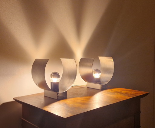 Pair of Vintage 1970s Curved Metal Lamps – French Modernist Lighting, Philippe Rogier Style
