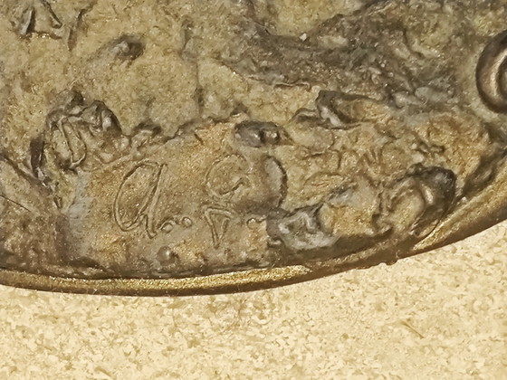 Image 1 of Vrouwelijke figuur