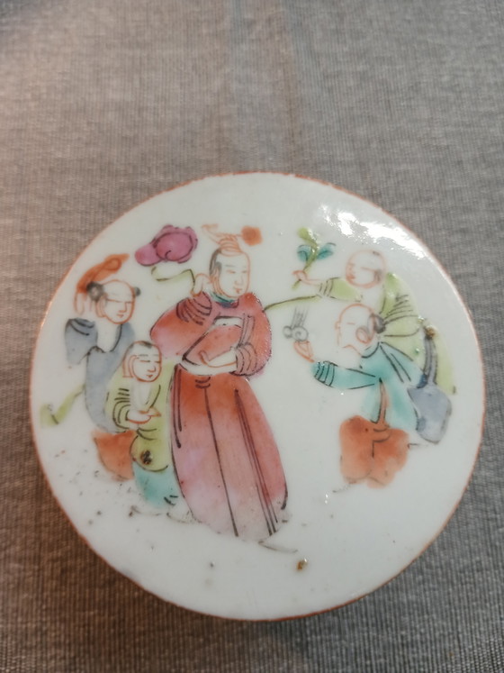 Juego de 4 piezas de porcelana china, período Daoguang, principios del siglo XIX, Famille Rose, estilo (photo 5 of 14)