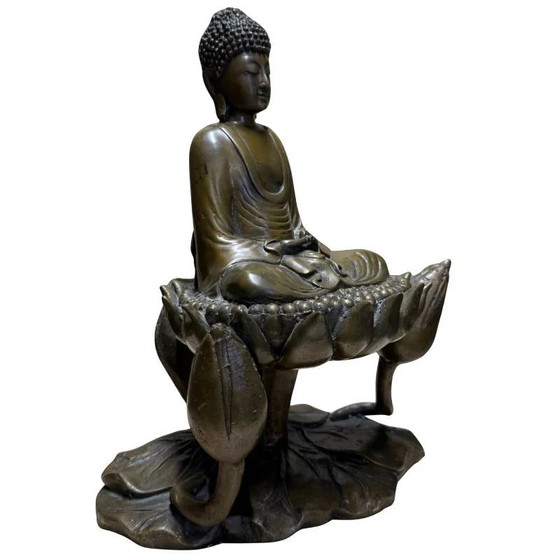 Buda de Bronce Macizo sobre Base de Loto – Principios del Siglo XX – Símbolo de Tranquilidad y Equilibrio (photo 2 of 10)