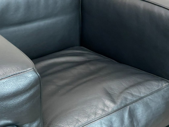 Image 1 of Cassina LC2