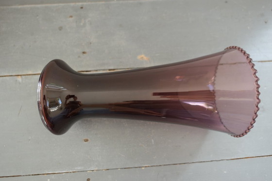 Image 1 of Art Deco Verreries Doyen lila Glasvase