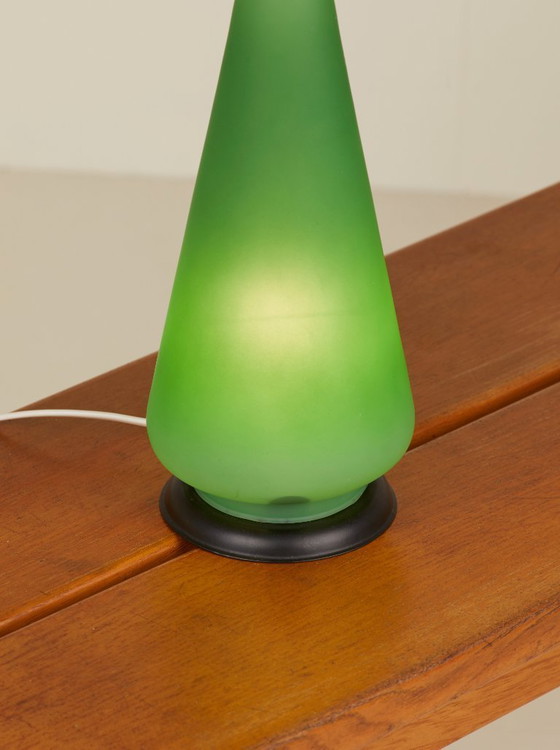 Image 1 of Lampe "cone" en verre dépoli vert Vintage Circa 1990