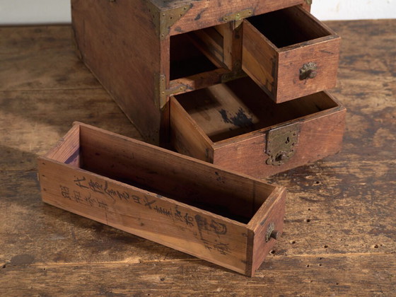 Antique Japanese Storage Box with Drawers and Hinged Lid – Early Showa Period (c.1928) – Storage cabinet (photo 26 of 40)