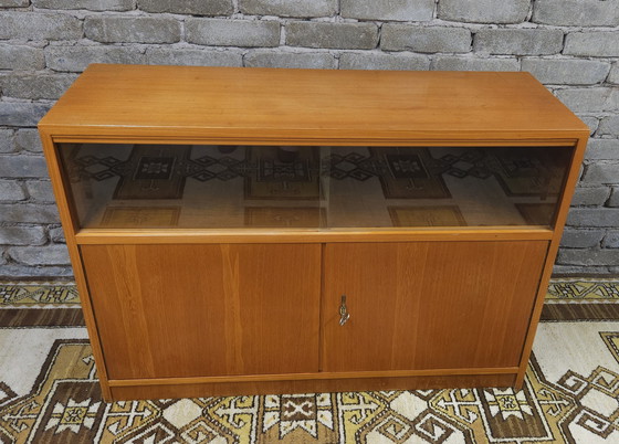 Image 1 of Vetrina a 2 ante 1960