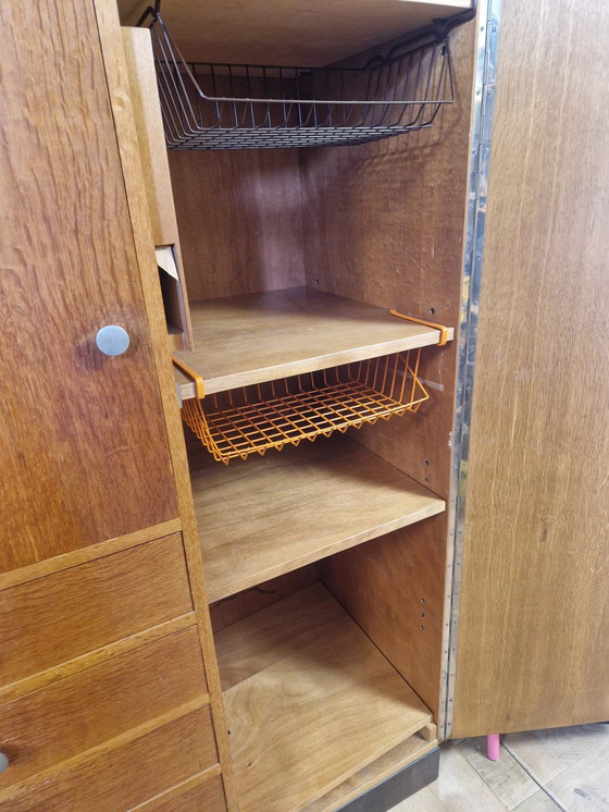 Image 1 of Antieke linnenkast 