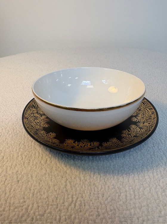 Narumi Soup Bowl & Dessert Plates with Christmas Decoration – Narumi Japan, Crockery, Porcelain (photo 2 of 9)