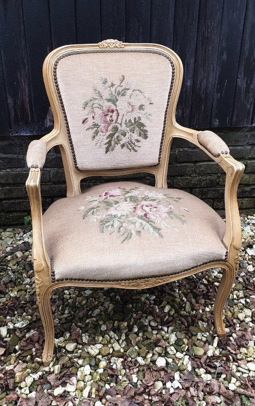 Louie Seize Fauteuil – Textile, Wood