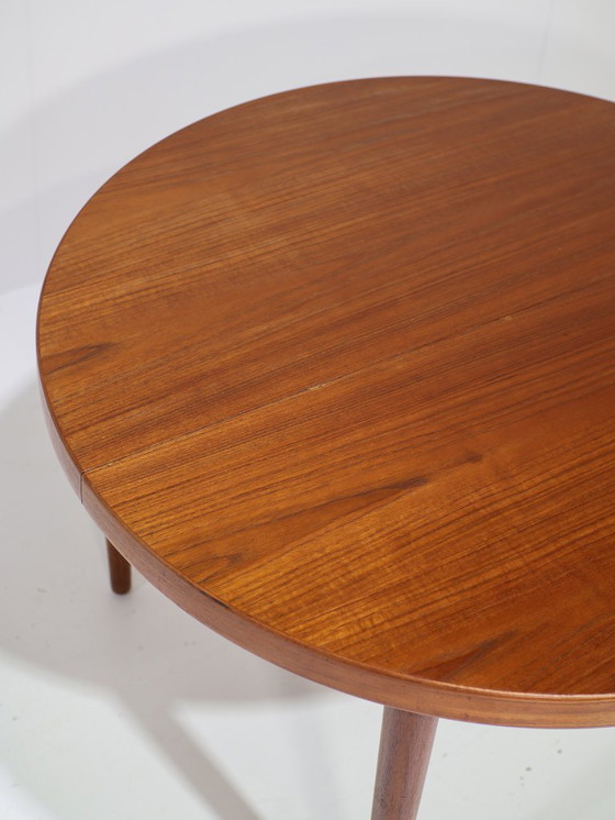 Image 1 of Extendable round dining table teak Danish vintage