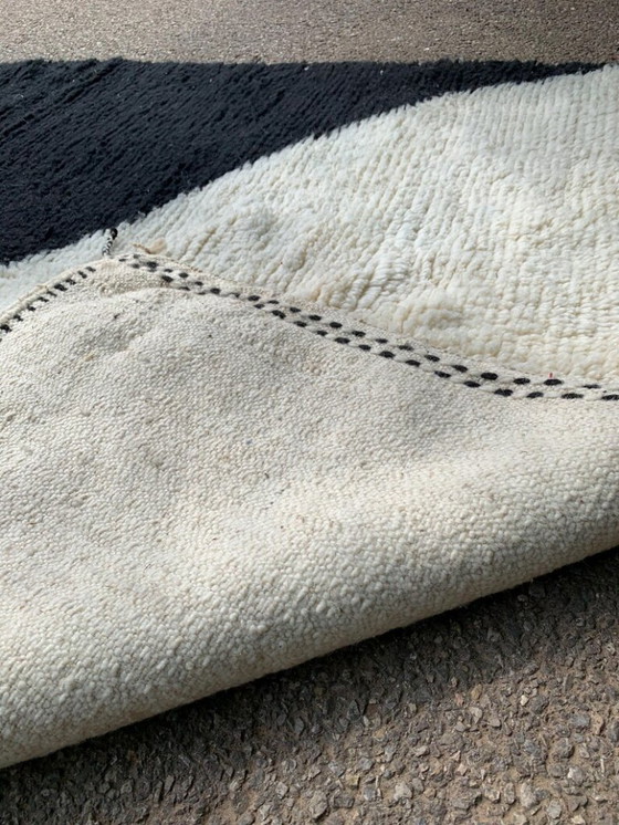 Image 1 of Handmade Moroccan rug 250cm x 150cm