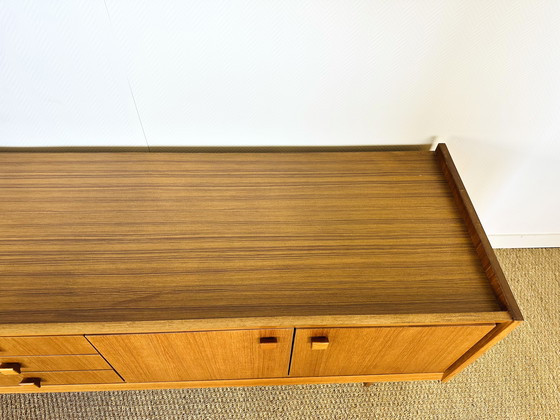 Image 1 of Scandinavisch dressoir van teakhout, 1960