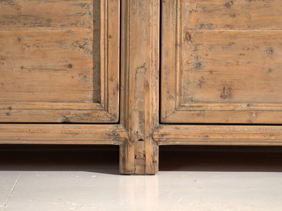 Antikes chinesisches Kiefern-Sideboard – China, circa 1930 – Brass (photo 31 of 40)