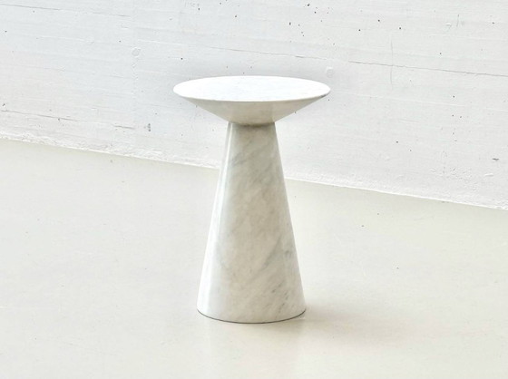 Image 1 of Tavolo rotondo in marmo di Carrara di Carlo Scarpa per Cattelan Italia, anni '70