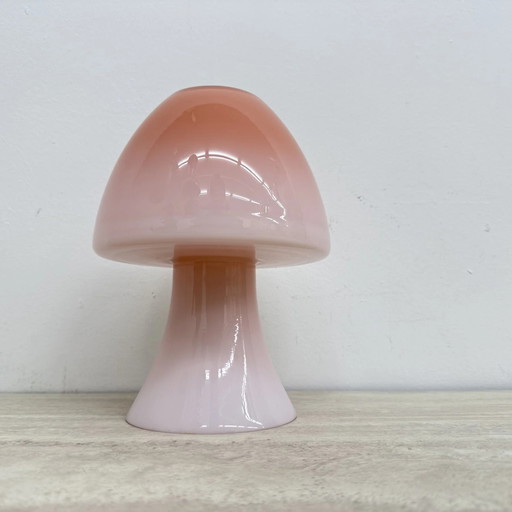 Peil & Putzler rosa Glaspilz Tischlampe, 1970er Jahre