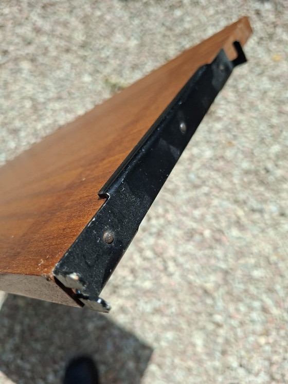 Großer Teak-Schreibtisch, Tomado Holland – Wandregal, Wood (photo 4 of 9)